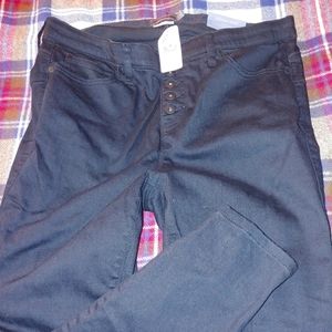 NWT Black Bombshell Jeans